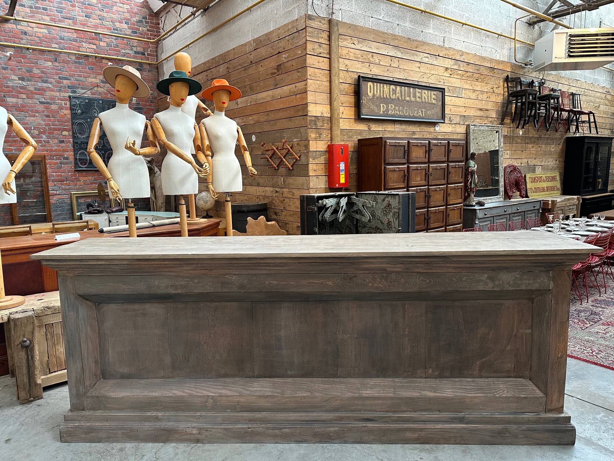 Grand bar de fabrication artisanale