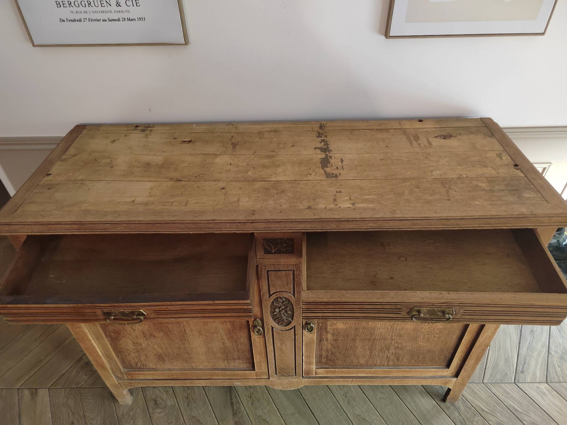 Vintage sculpted Art Deco buffet