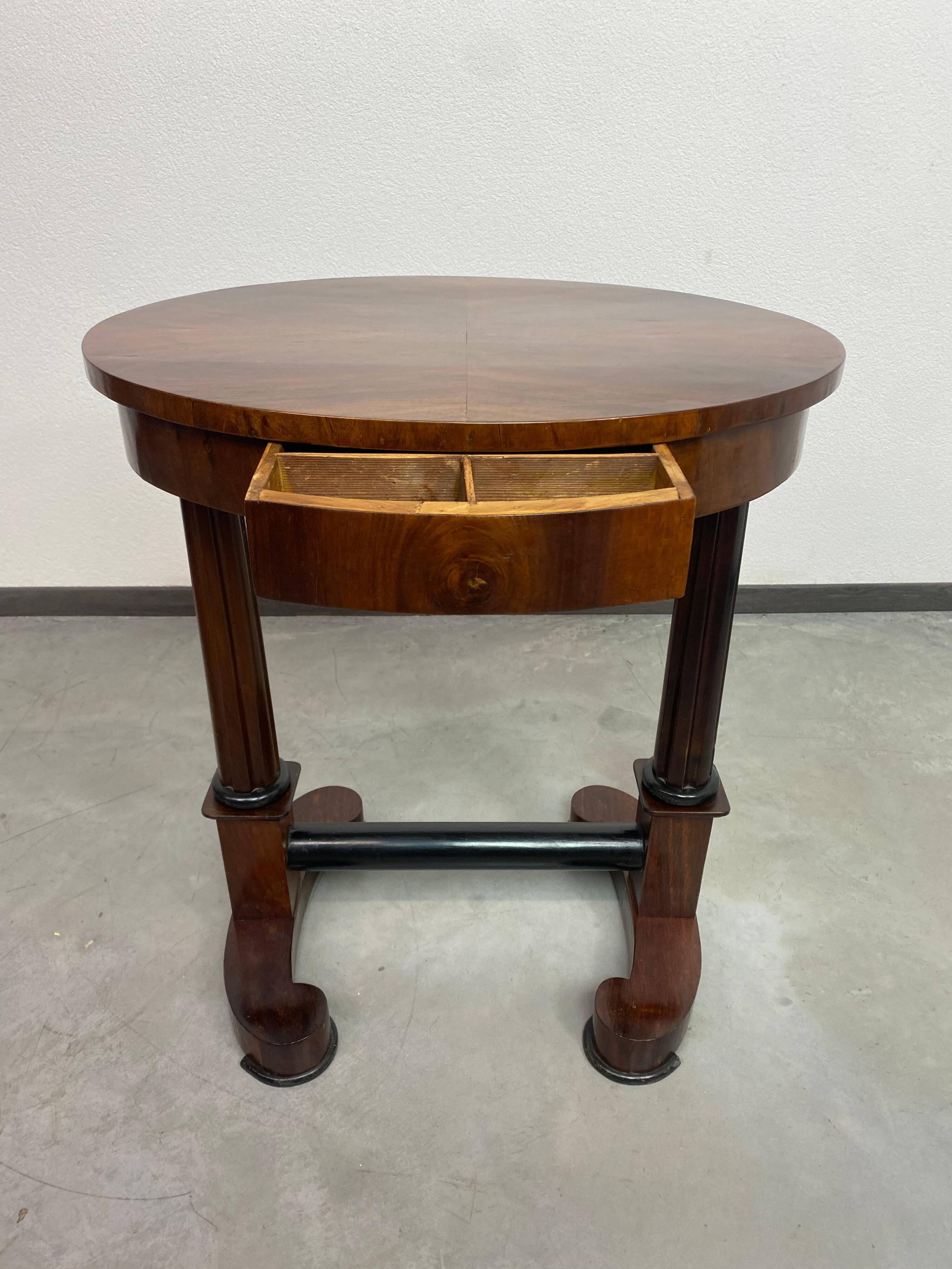 Biedermeier side table from the 19th century