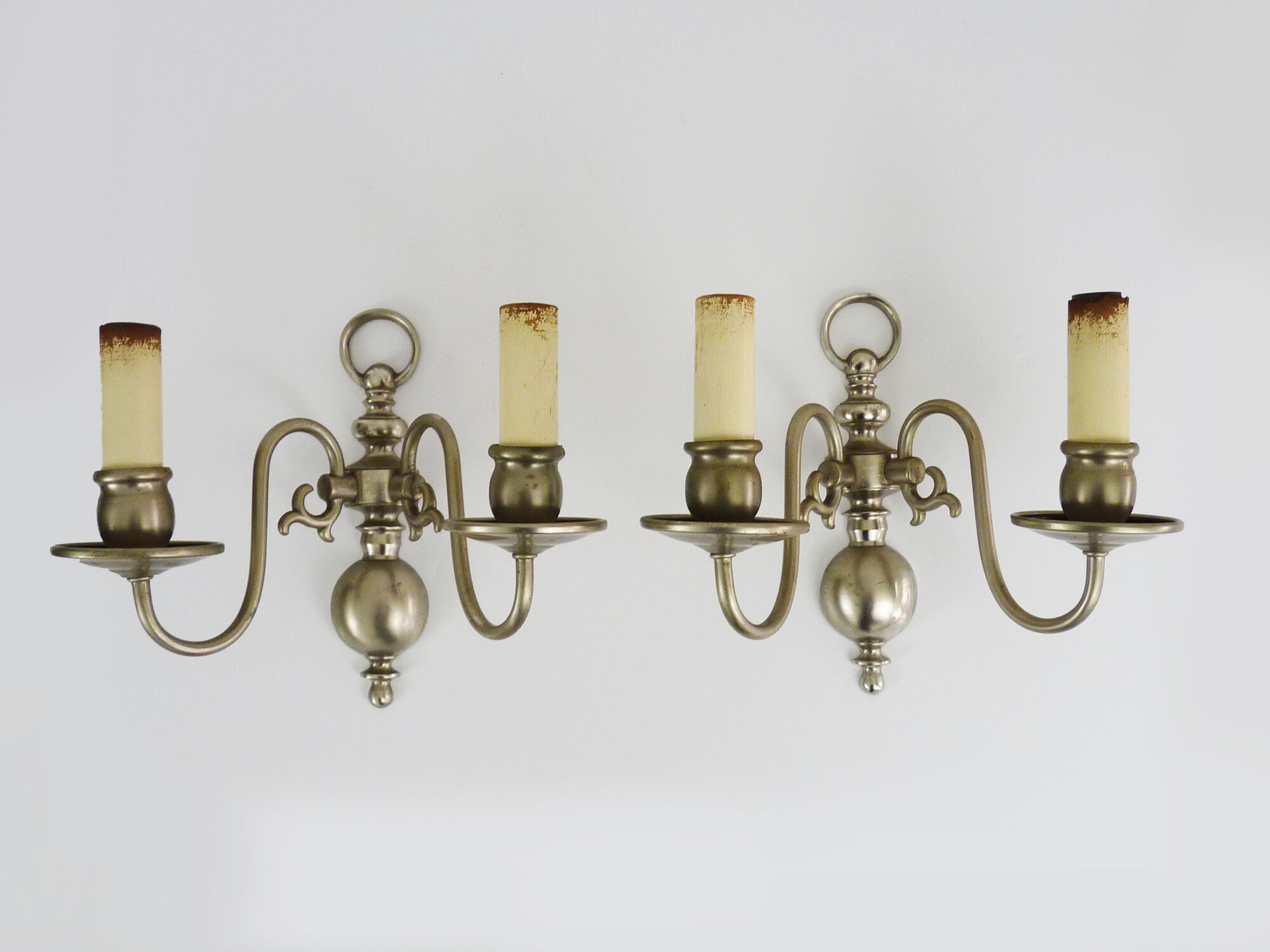 Pair of Dutch wall lamps Flemish 2-branched. Year 40 50