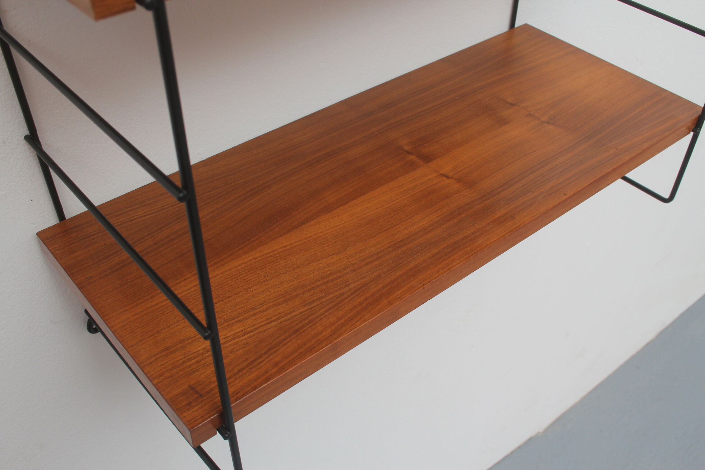 Wall unit in walnut 1960