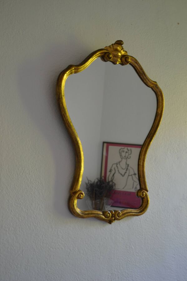 Miroir baroque cadre bois sculpté et doré 80 x 60 cm