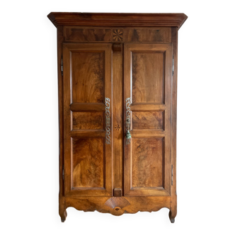 Armoire rosace