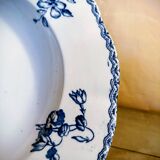 Shallow dish in ironstone