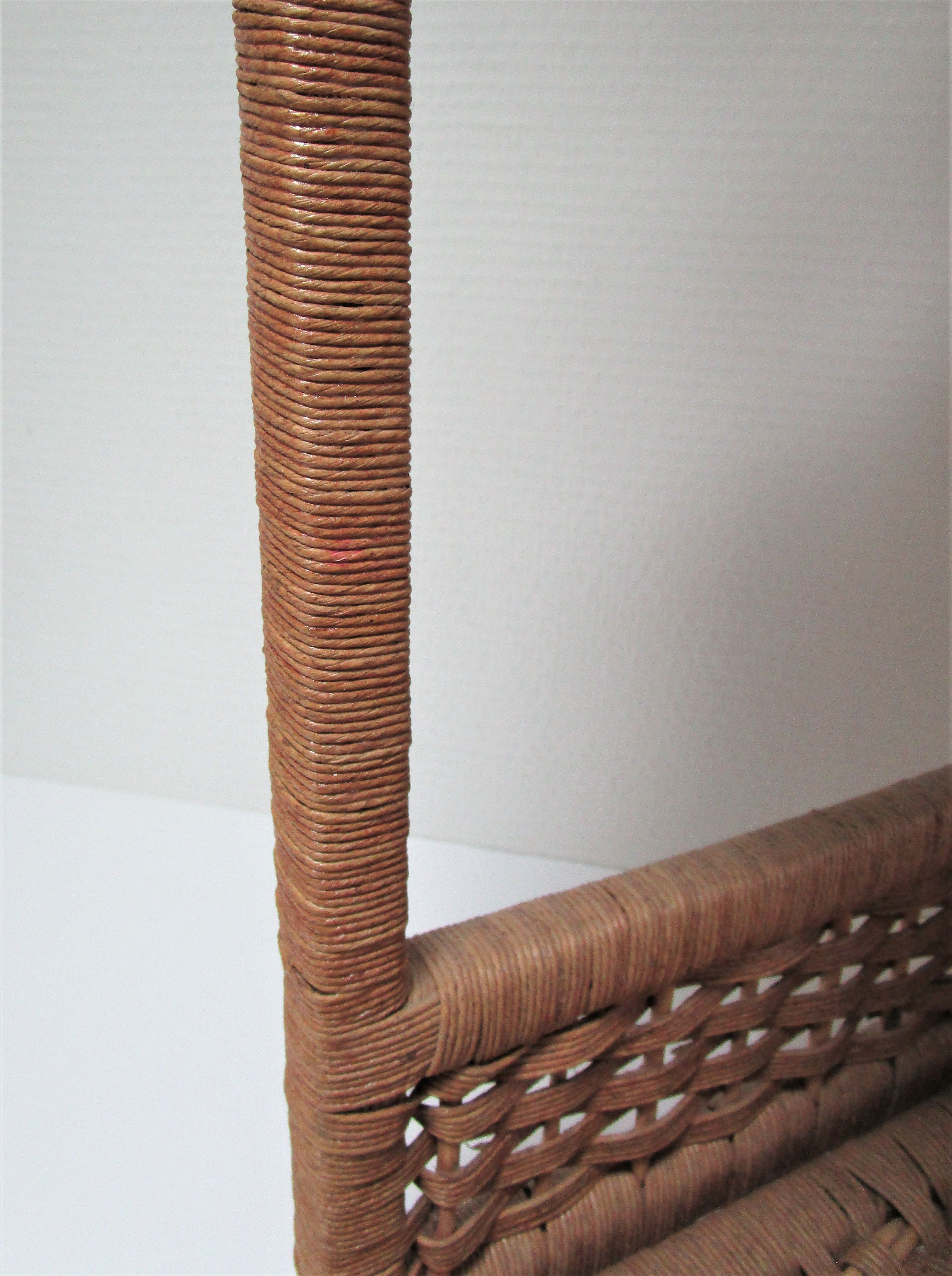 Corner shelf made of vintage braided natural fibers
