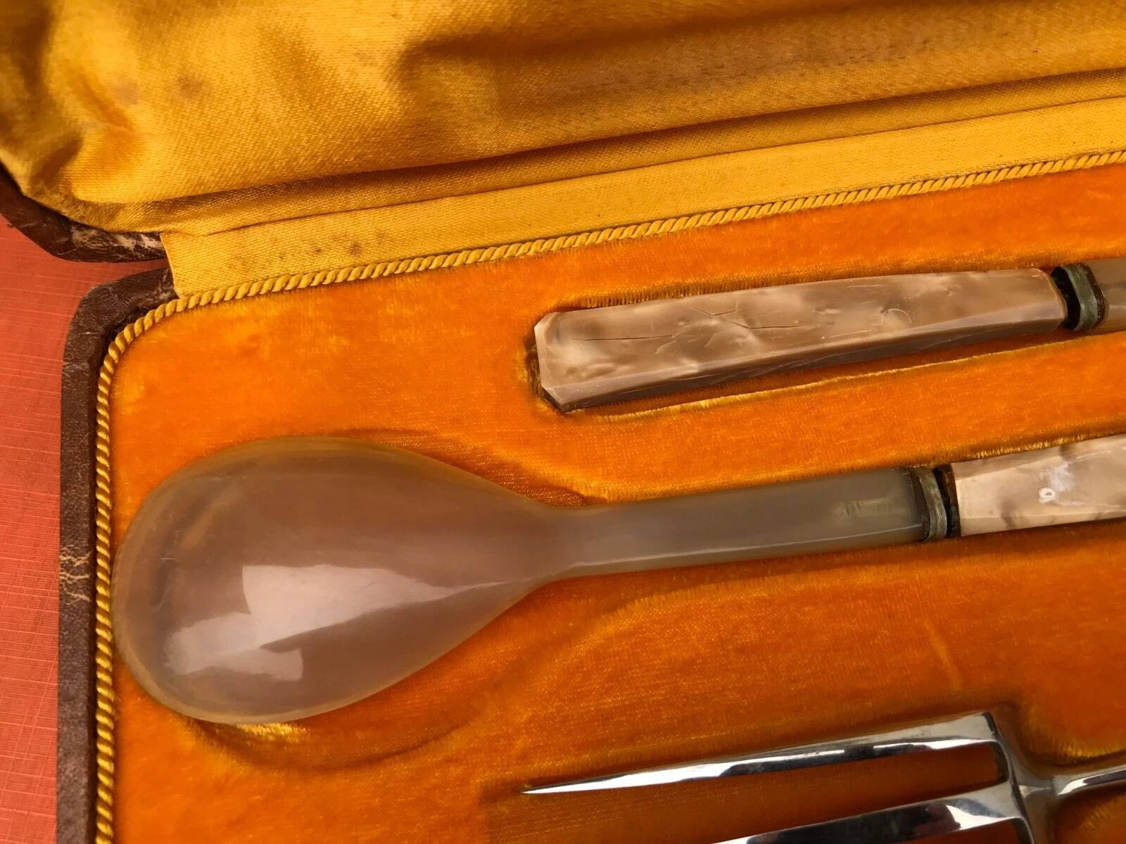 1930s Art Deco Salad Bowl/Lamb Carving Set Sauzedde Cutlery