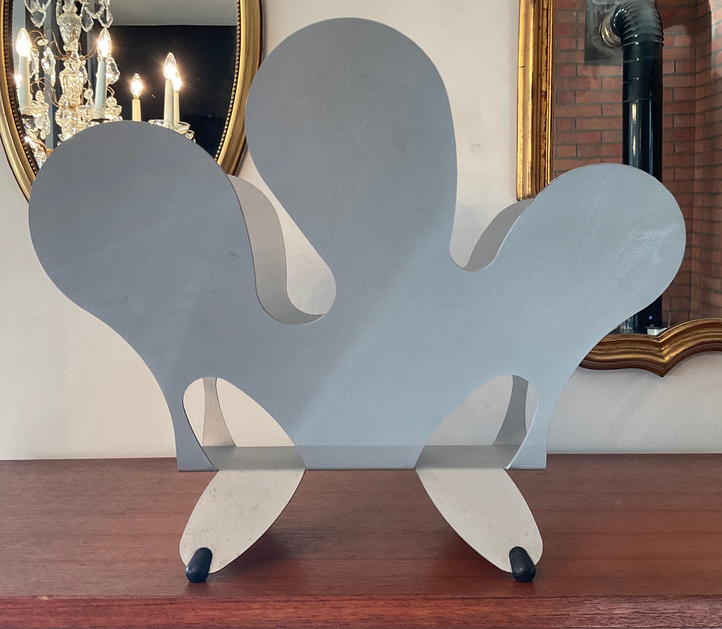 Vintage magazine holder from the 80s in metal