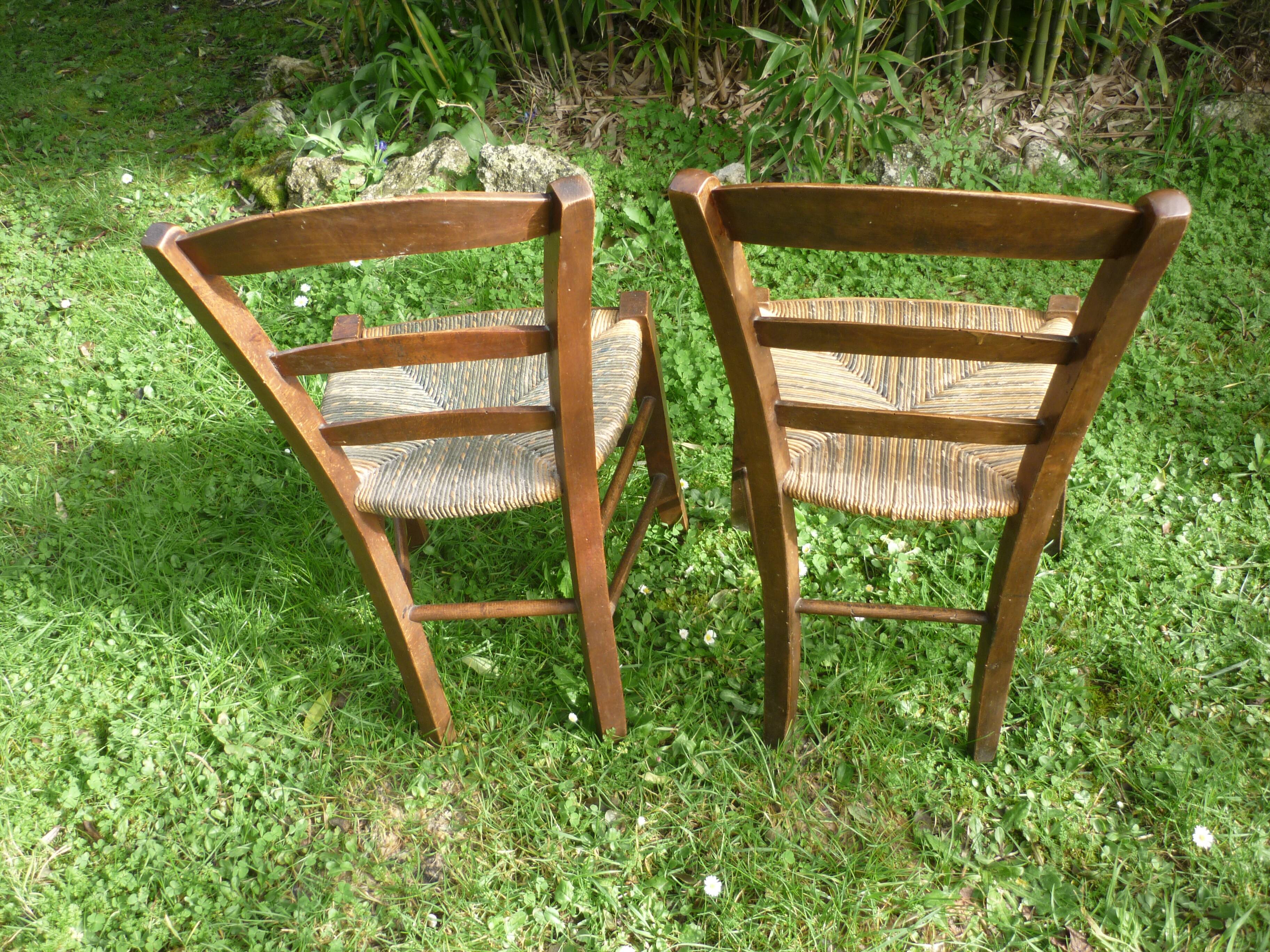 2 old Provençal-style straw chairs