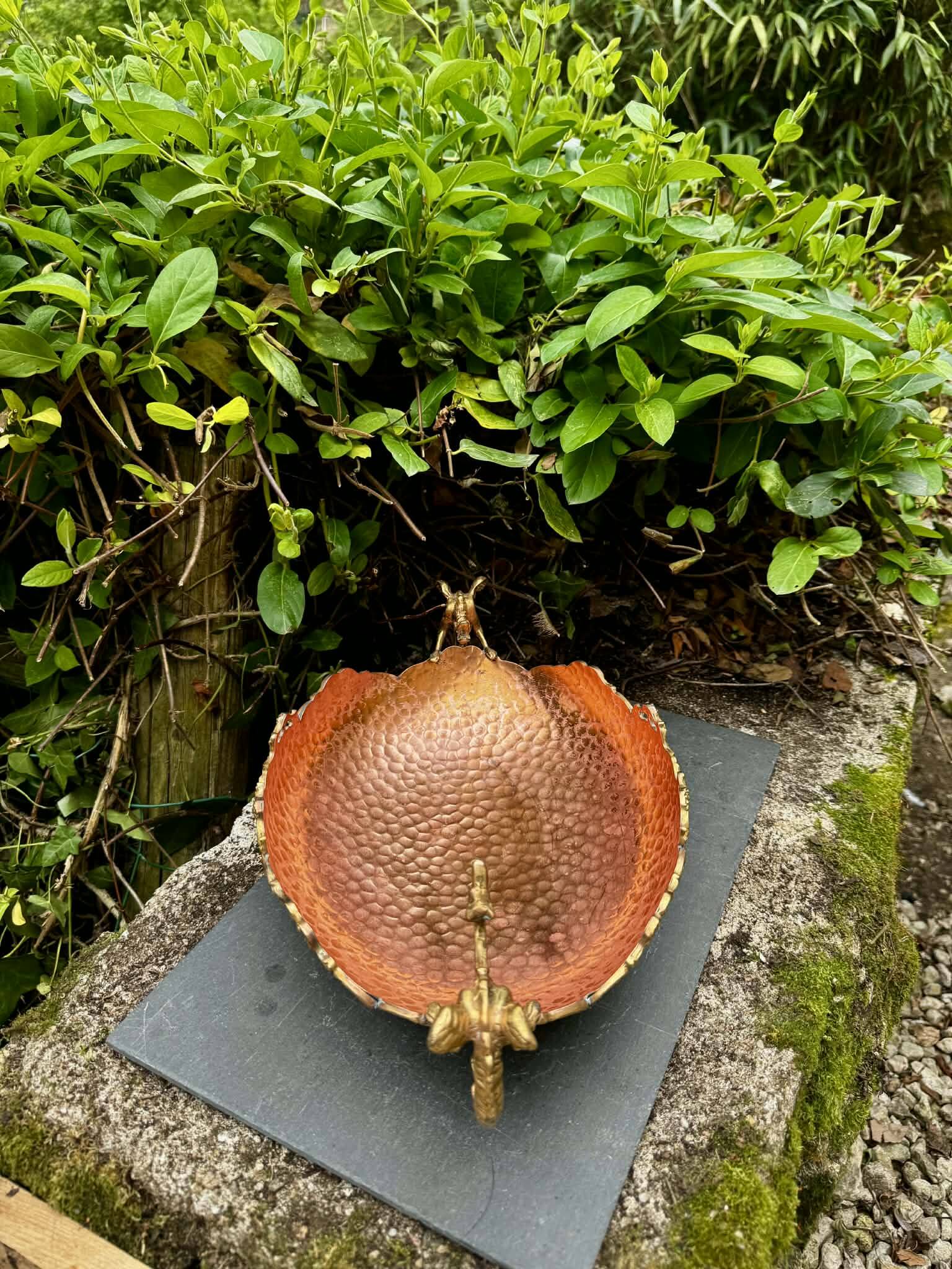 Grande coupe à fruits en cuivre Art Nouveau Italie