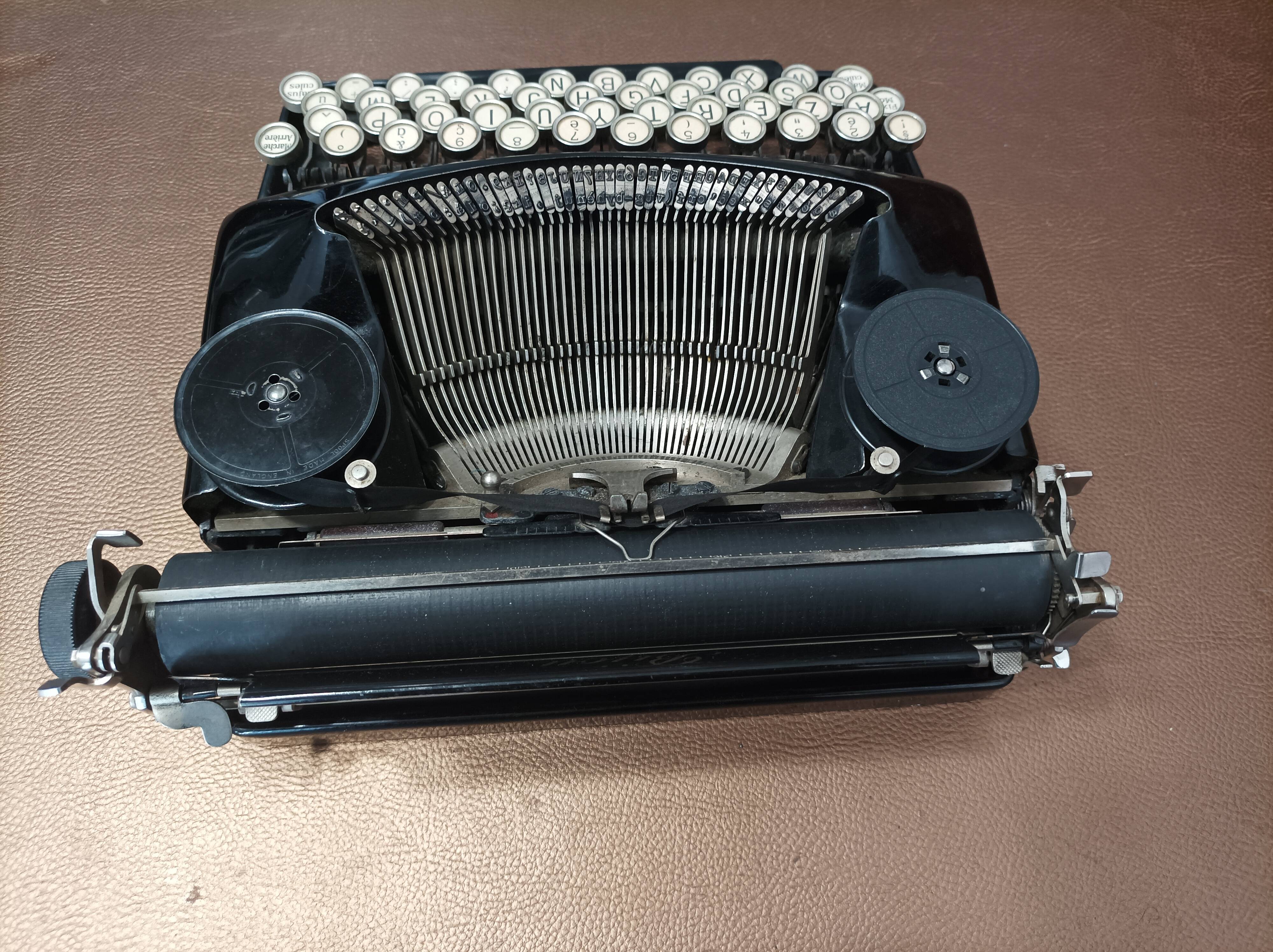 BIJOU Folding typewriter (Rare)