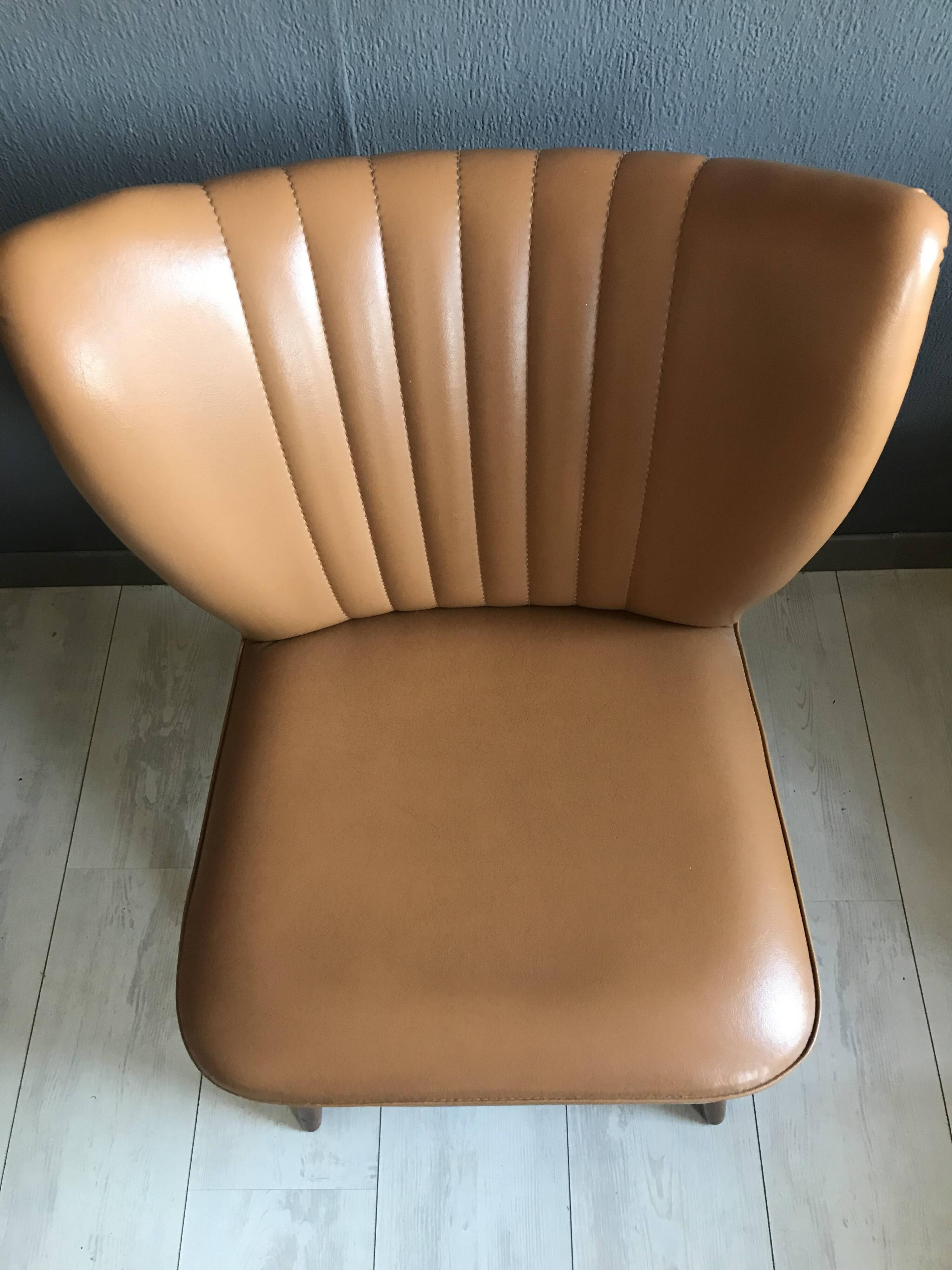 Fauteuil cocktail vintage avec skaï années 1960