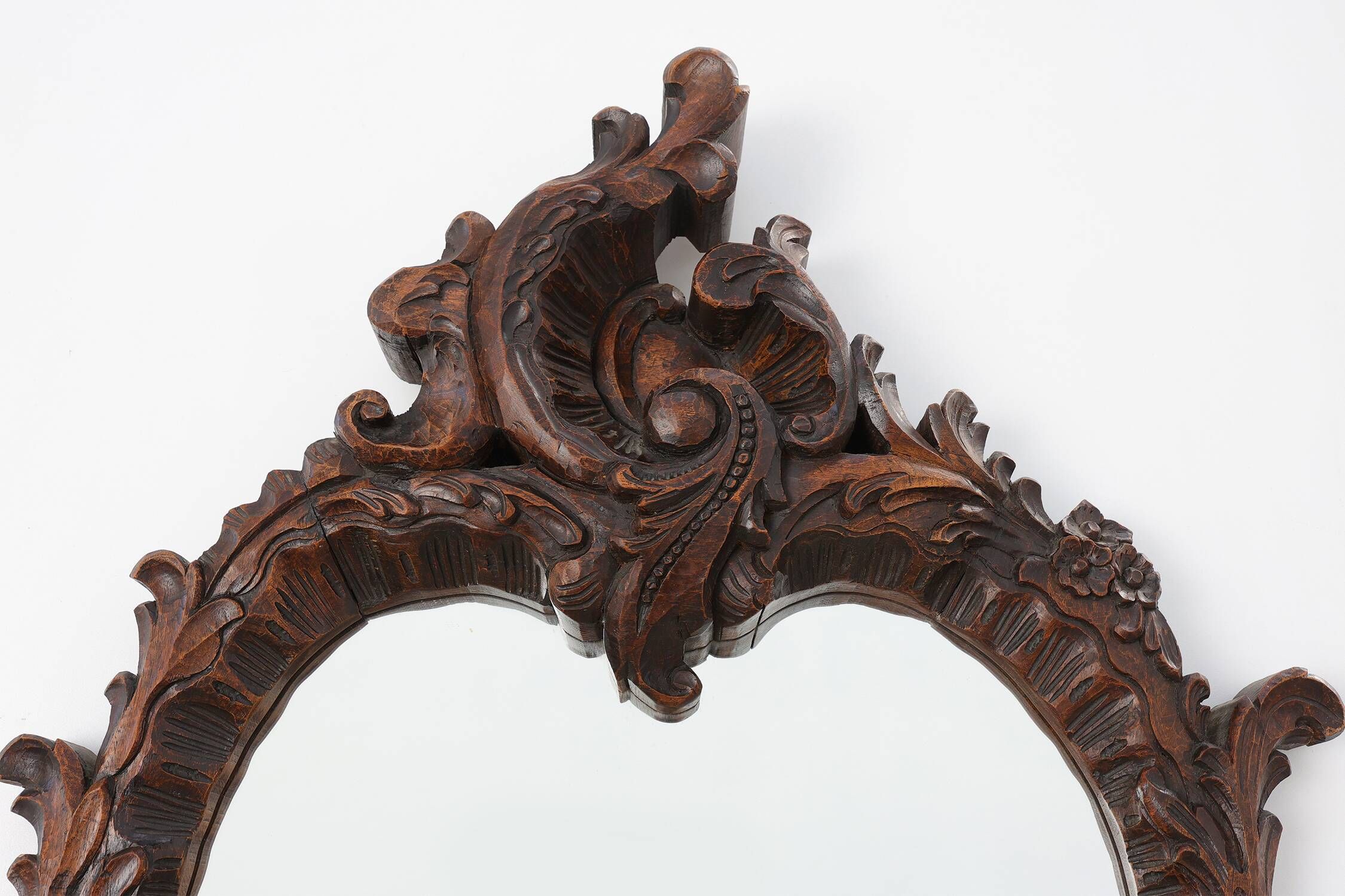 Rococo Style Carved Wooden Mirror with Cartouche-Shaped Glass, Italy