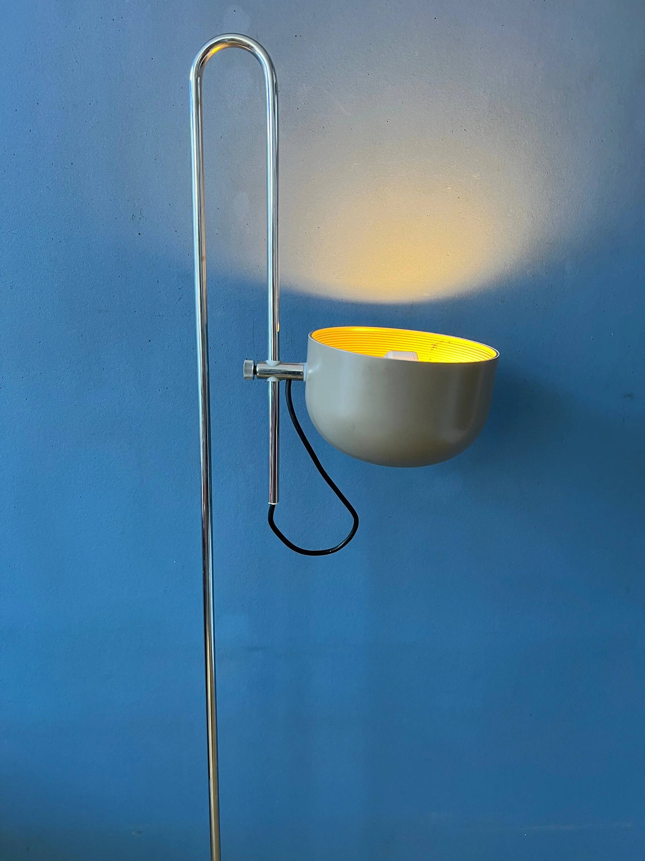 Beige adjustable vintage floor lamp Anvia