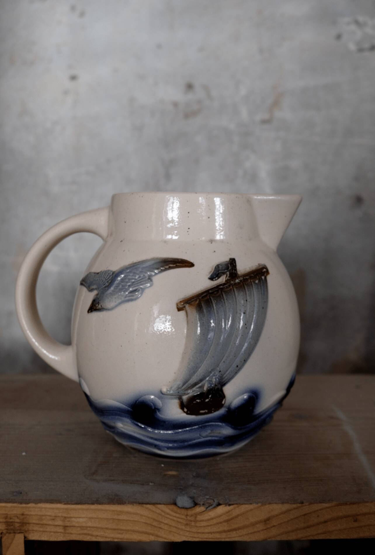 Boat jug
