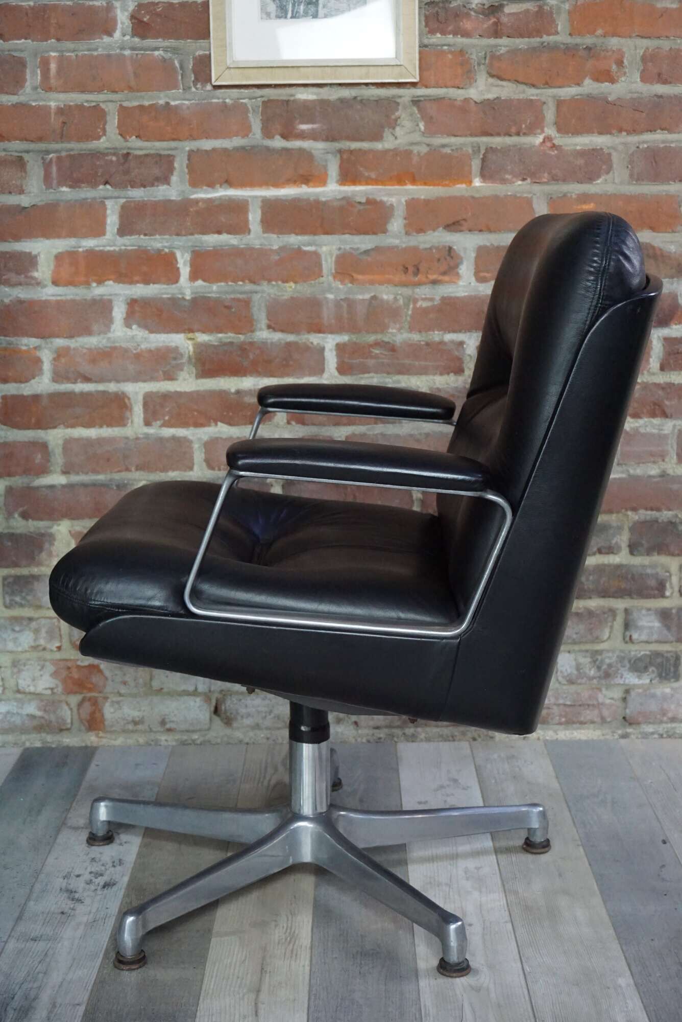 Fauteuil de bureau en cuir " Vaghi "design italien