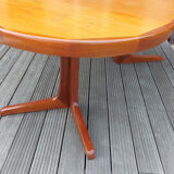 Baumann dining table