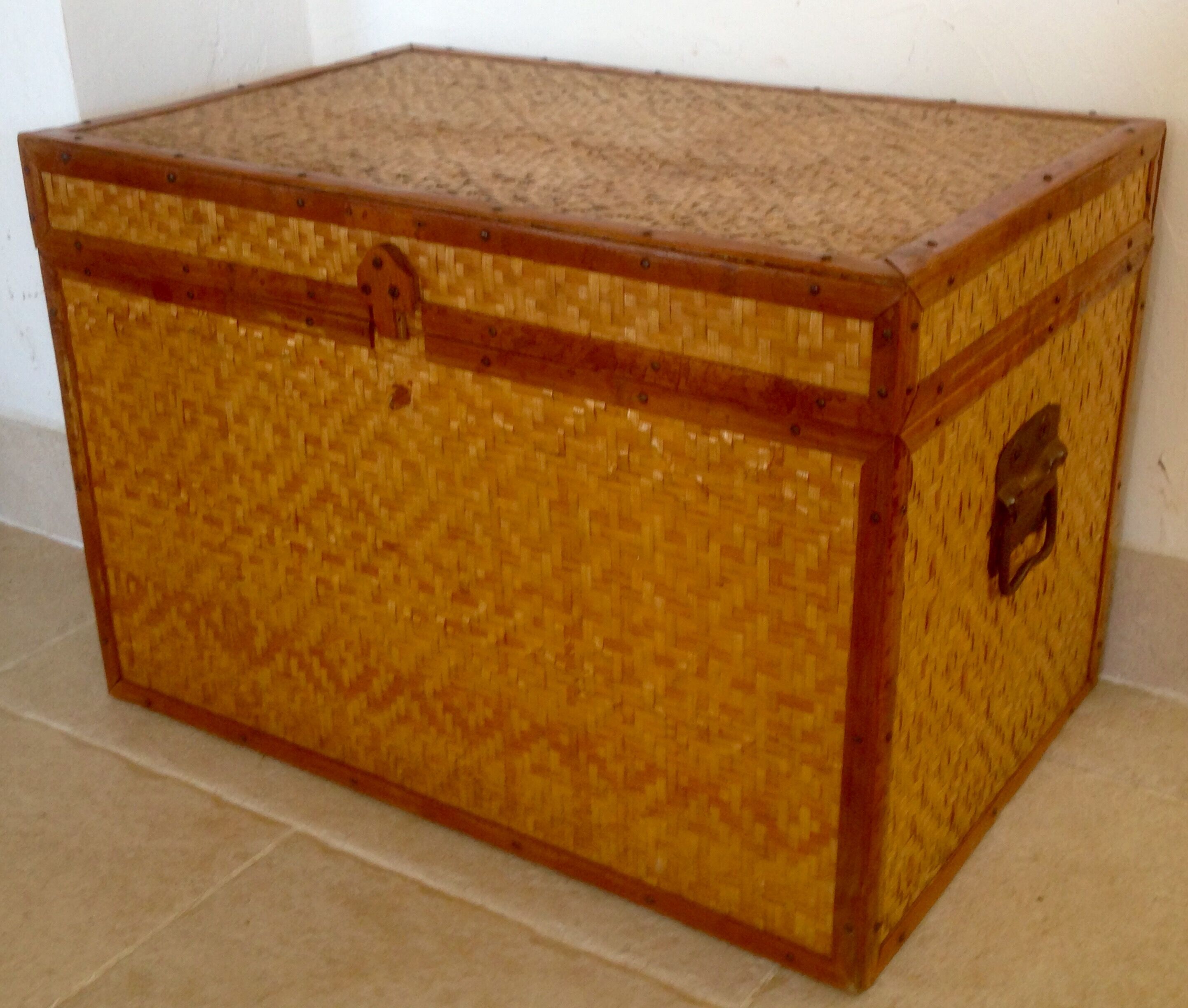 Trunk in wood, bamboo, caning Wicker woven circa 1960