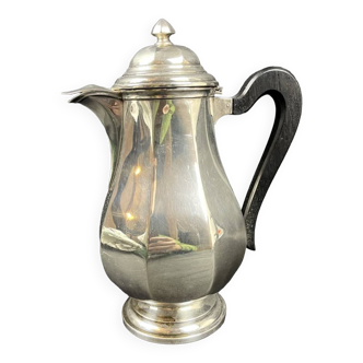 Cafetière en métal argenté, forme Louis XVI