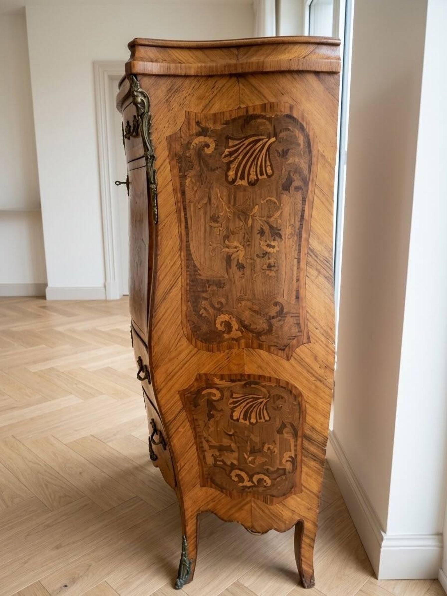 Ensemble meuble de rangement Louis XV en bois