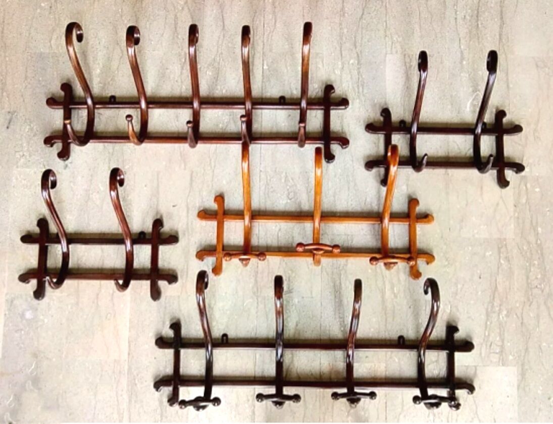 Thonet 3-patéres wall coat holder with bars, signed, circa 1900