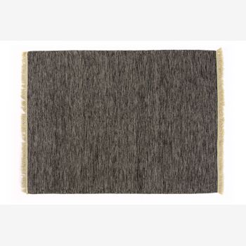 Scandinavian style minimalist flat weave rug. 234 (250) x 174 cm / 92 (98) x 69 in