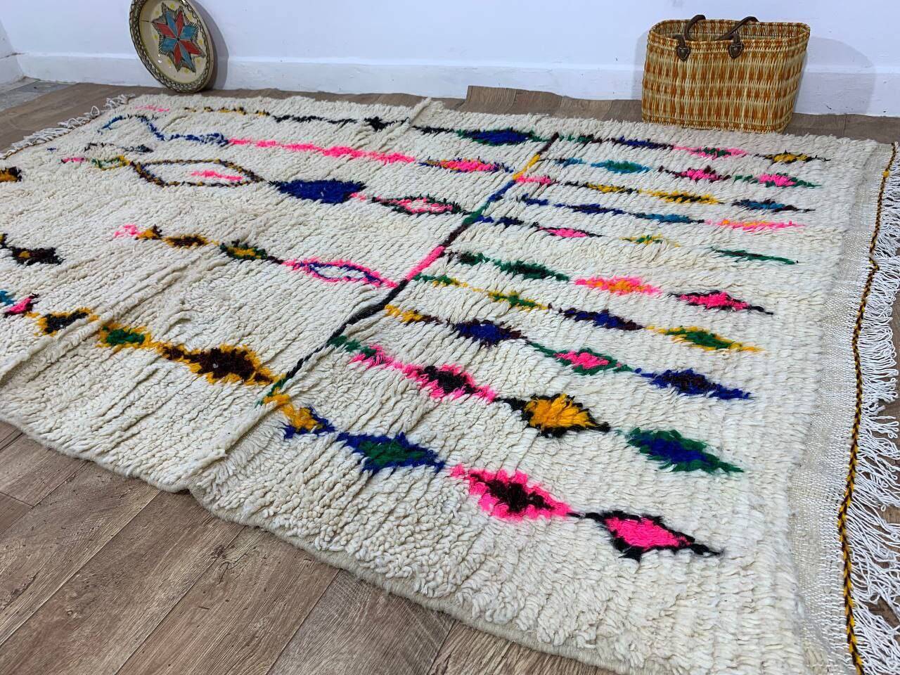 Handmade moroccan berber rug 258 x 160 cm