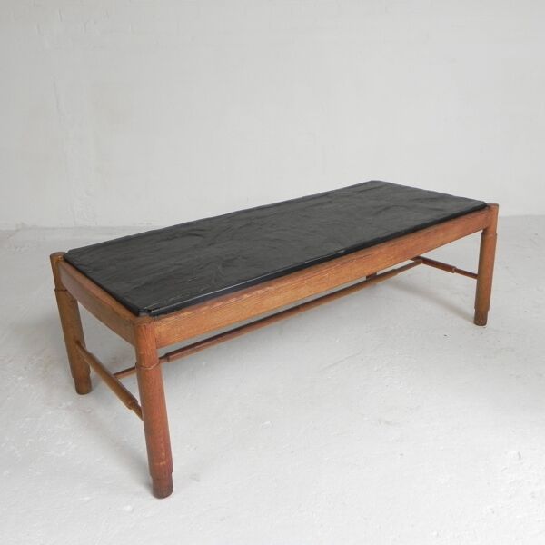 Table basse vintage en chêne avec plateau en ardoise dans un cadre en chêne, années 1960