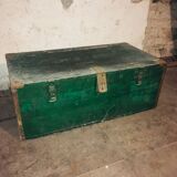 Green ammo chest with letters on it
