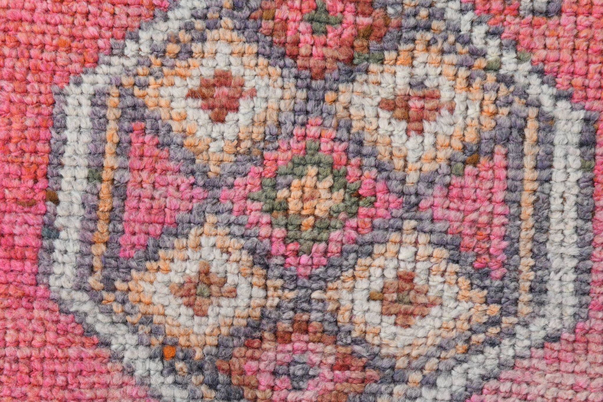 Shades Of Pink Beige Antique Vintage Runner Rug, 89x322Cm