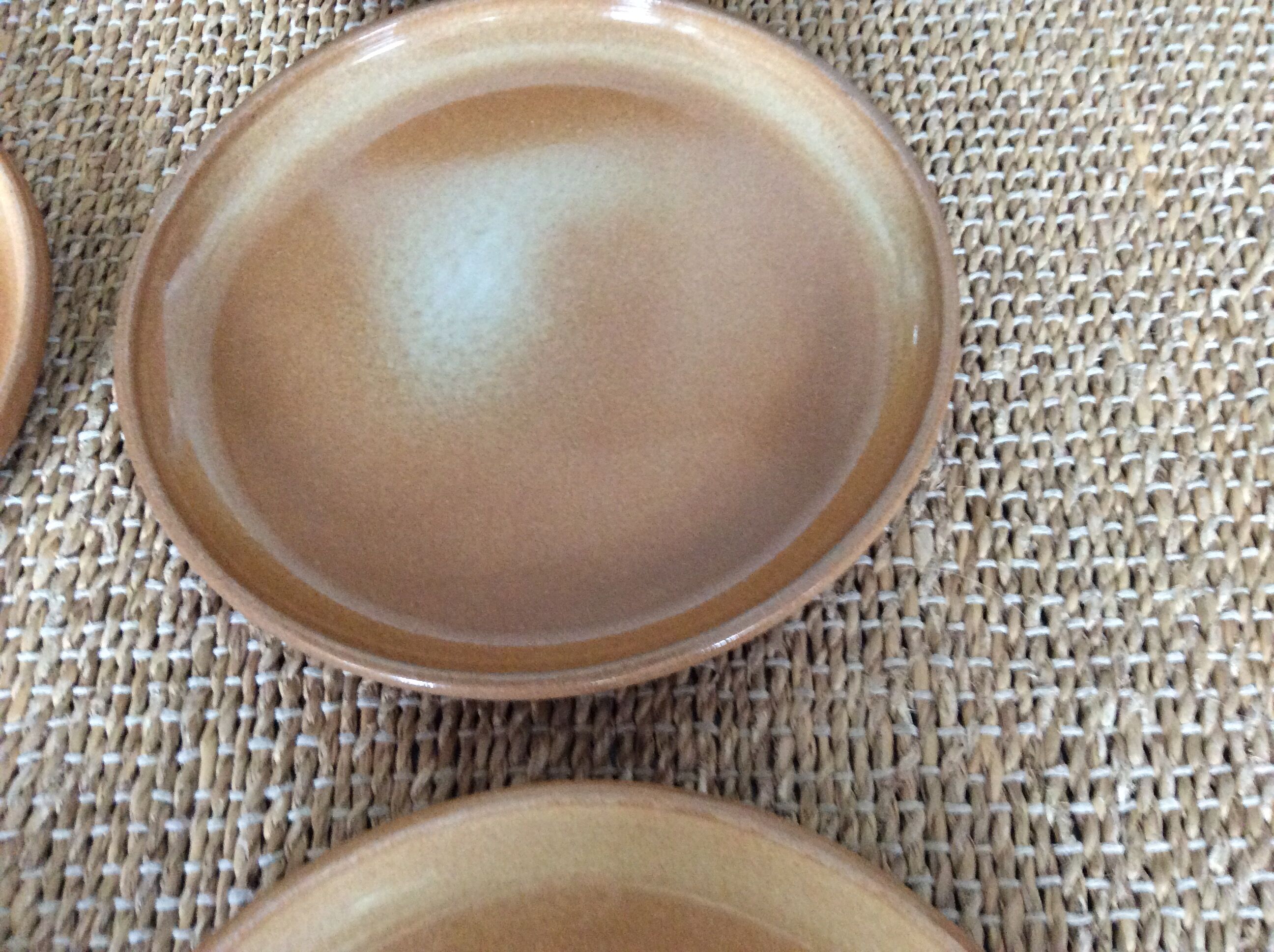 6 stoneware dessert plates