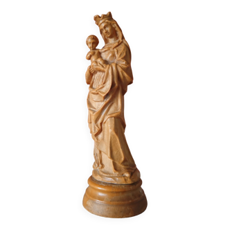 Madonna and Child Statue