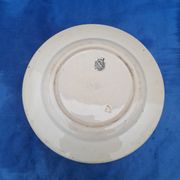 Opaque porcelain plate of Sarreguemines pattern vase of flowers diam 22 cm