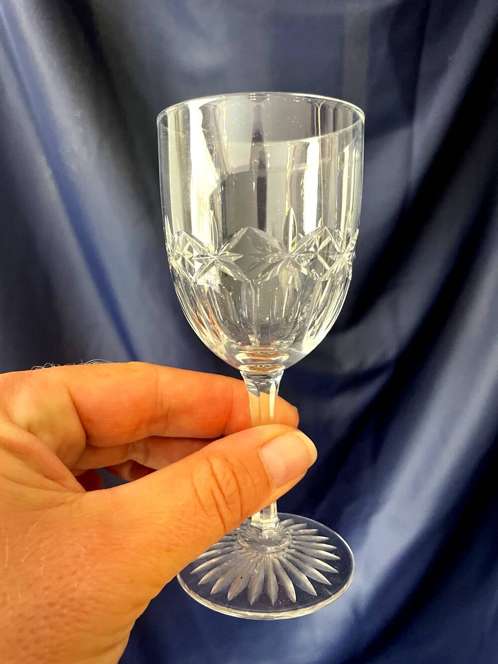 Set of 7 crystal liquor glasses