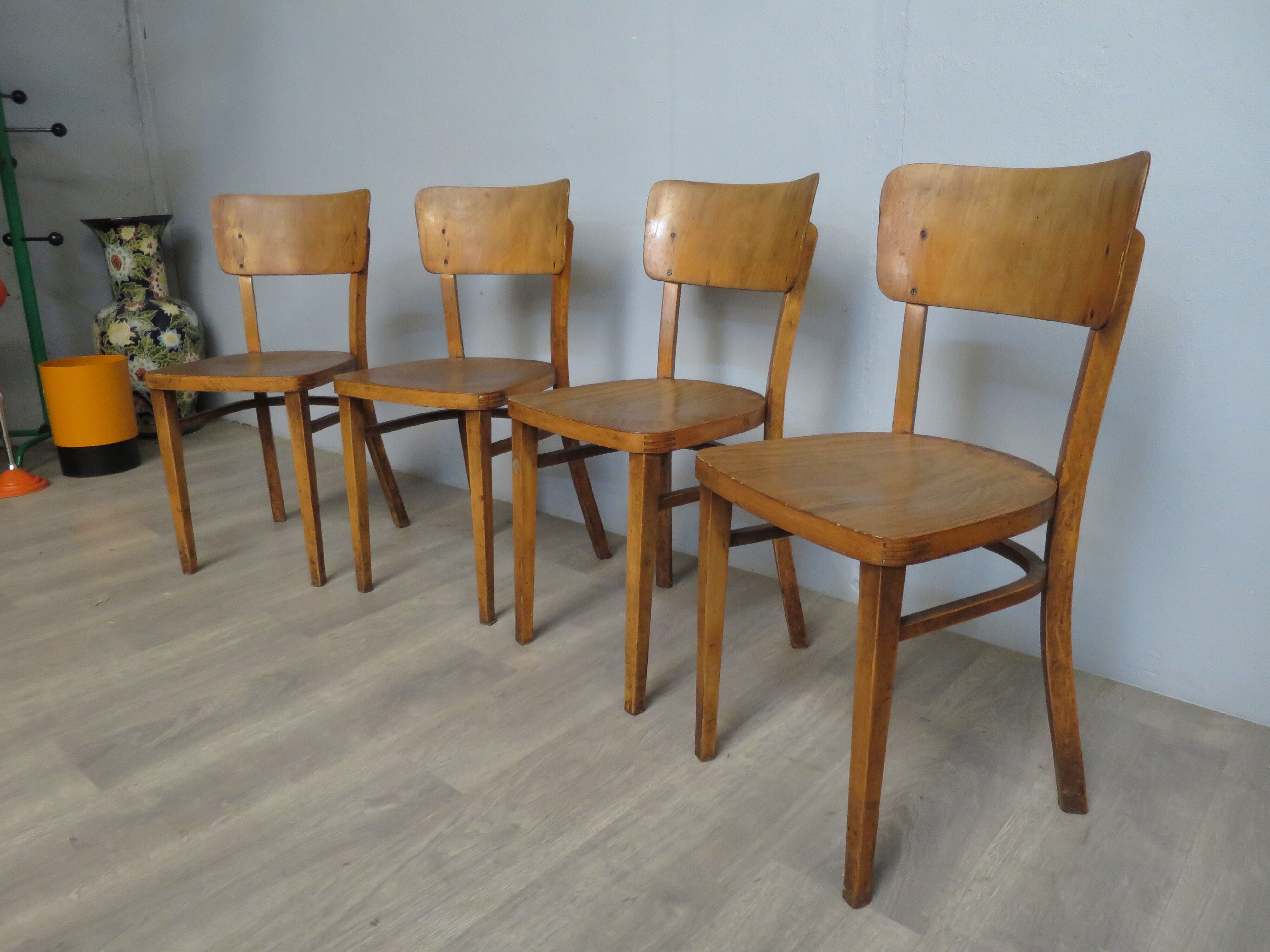 Ensemble de 4 chaises de bistrots thonet