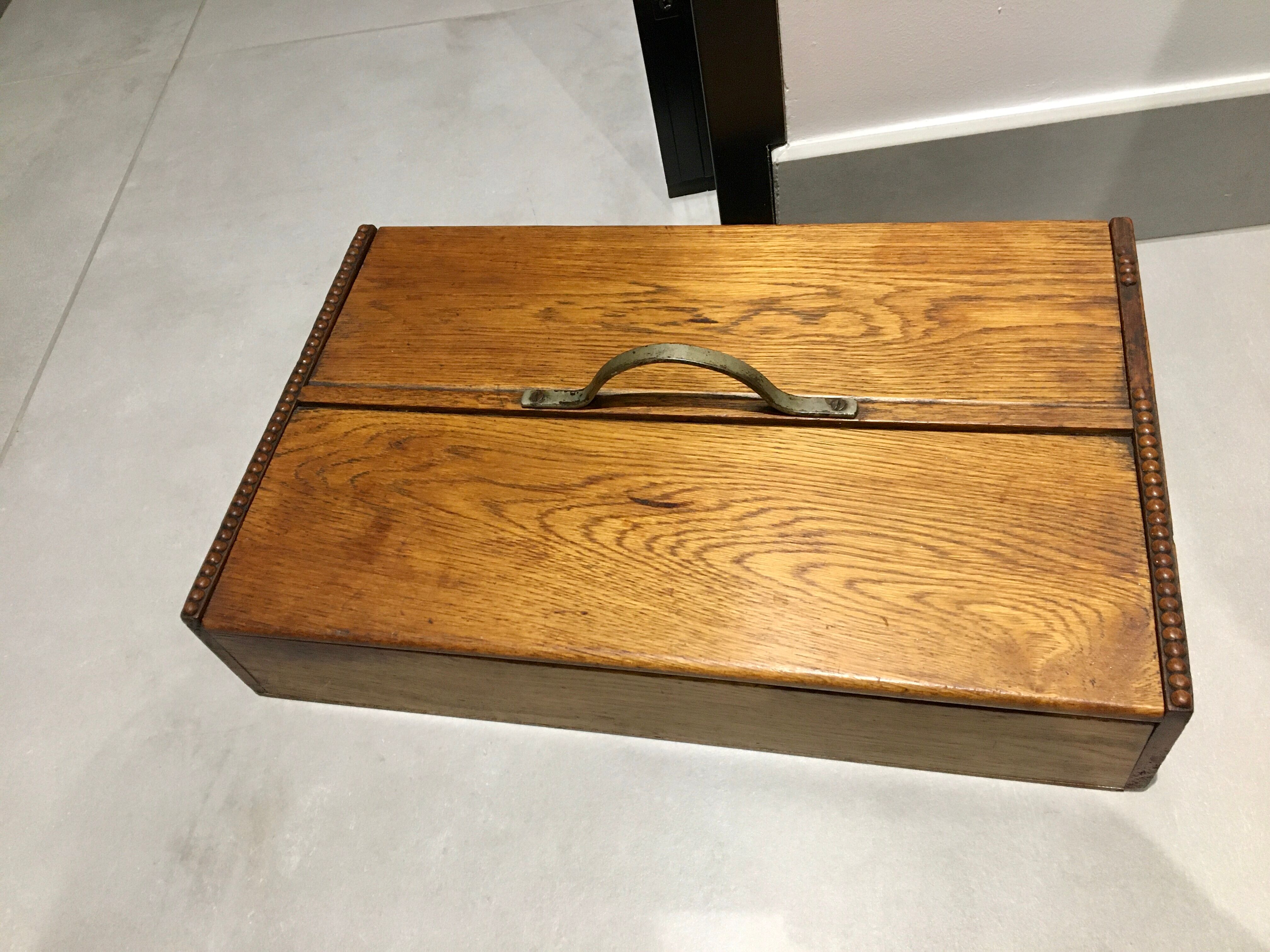 Jewelry box or keys 40/50s solid oak