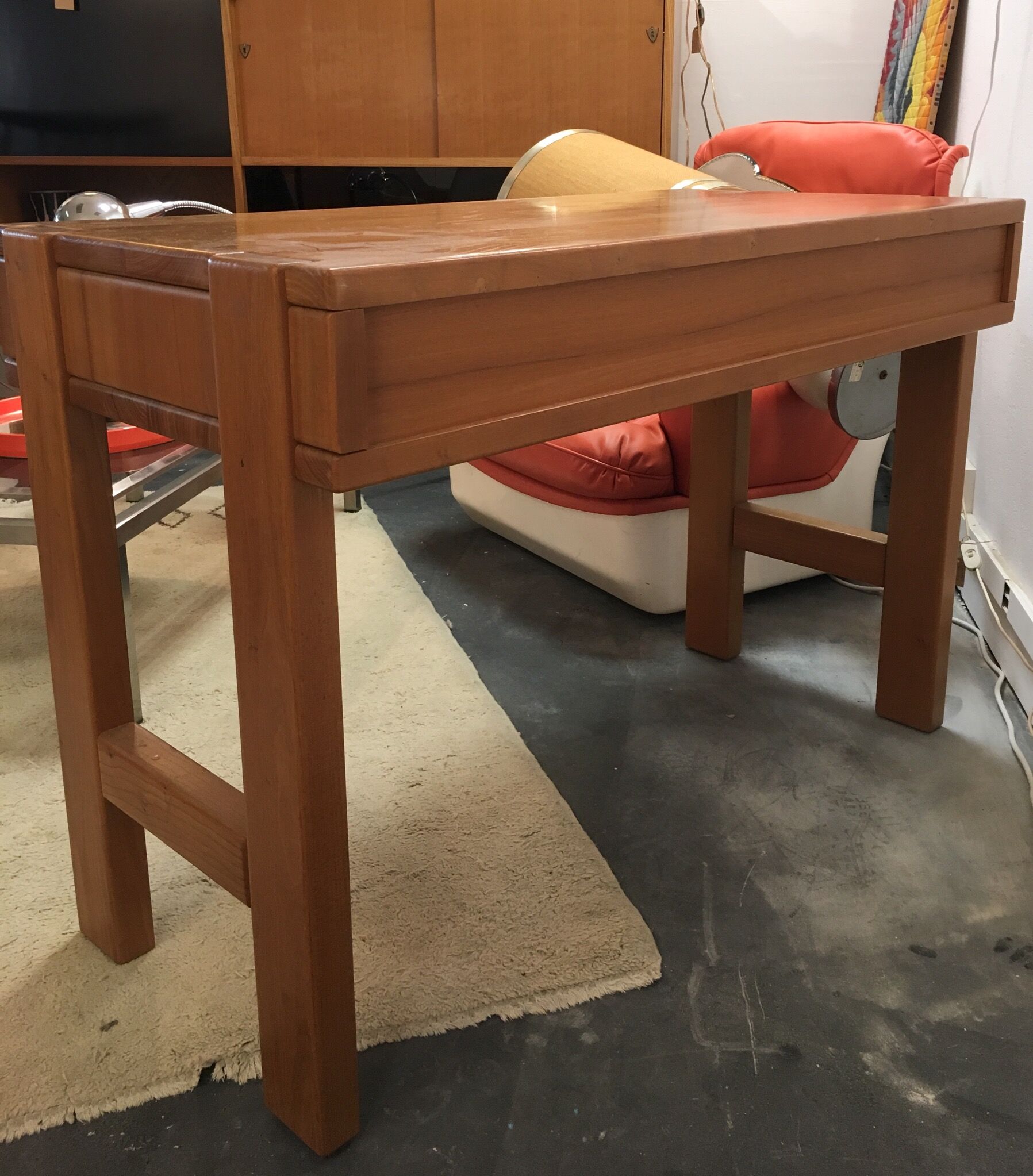 Bureau brutaliste des années 70