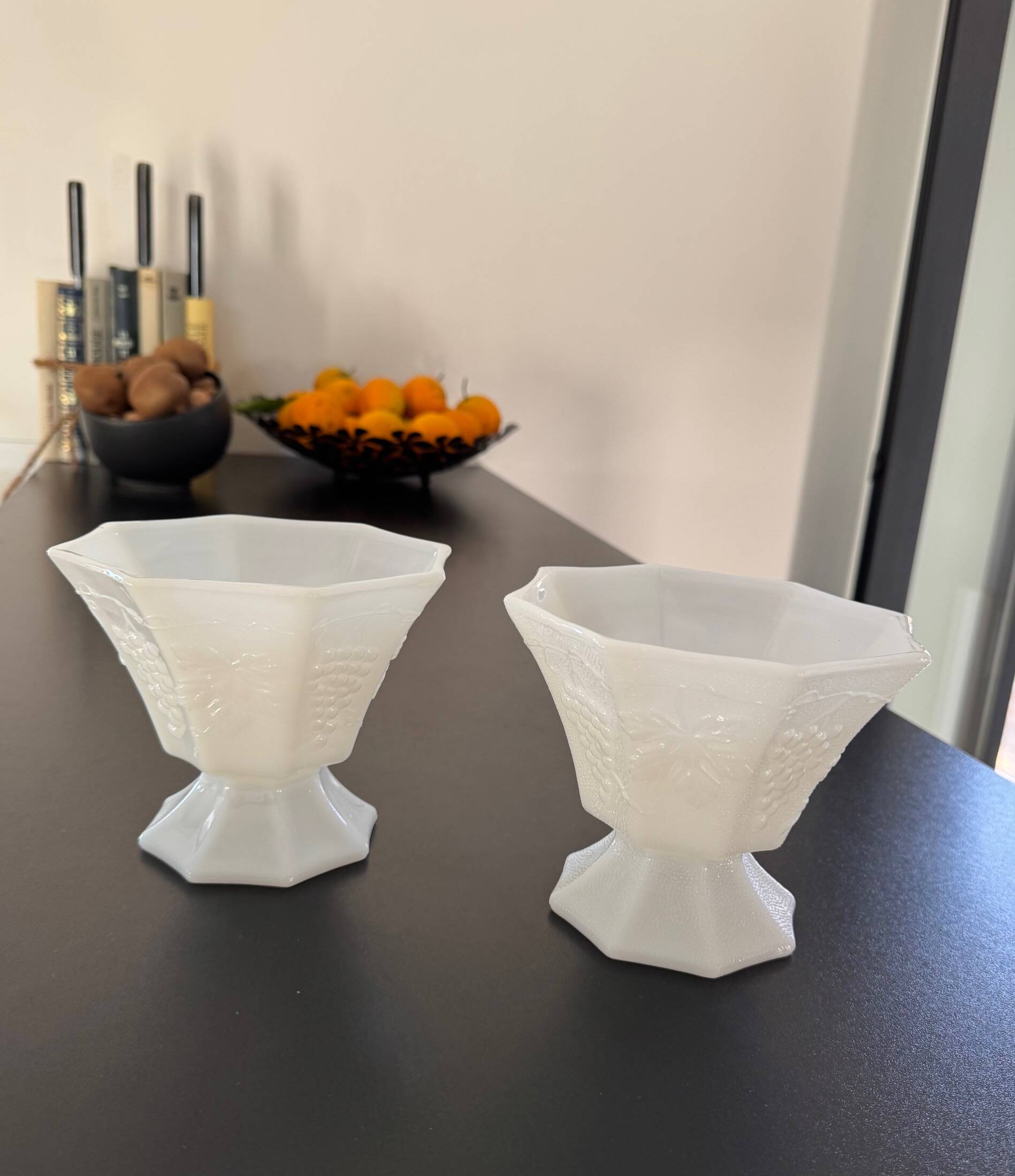 2 Opalines / Milk glass bowls