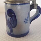 Beer mug with pure pewter lid