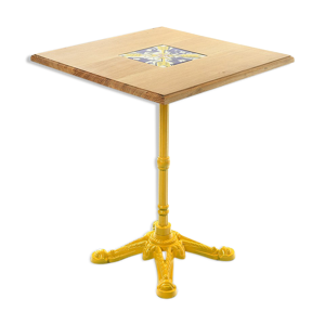 Table avec carreau en faïence
