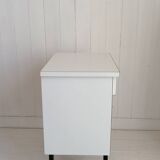 Table de chevet