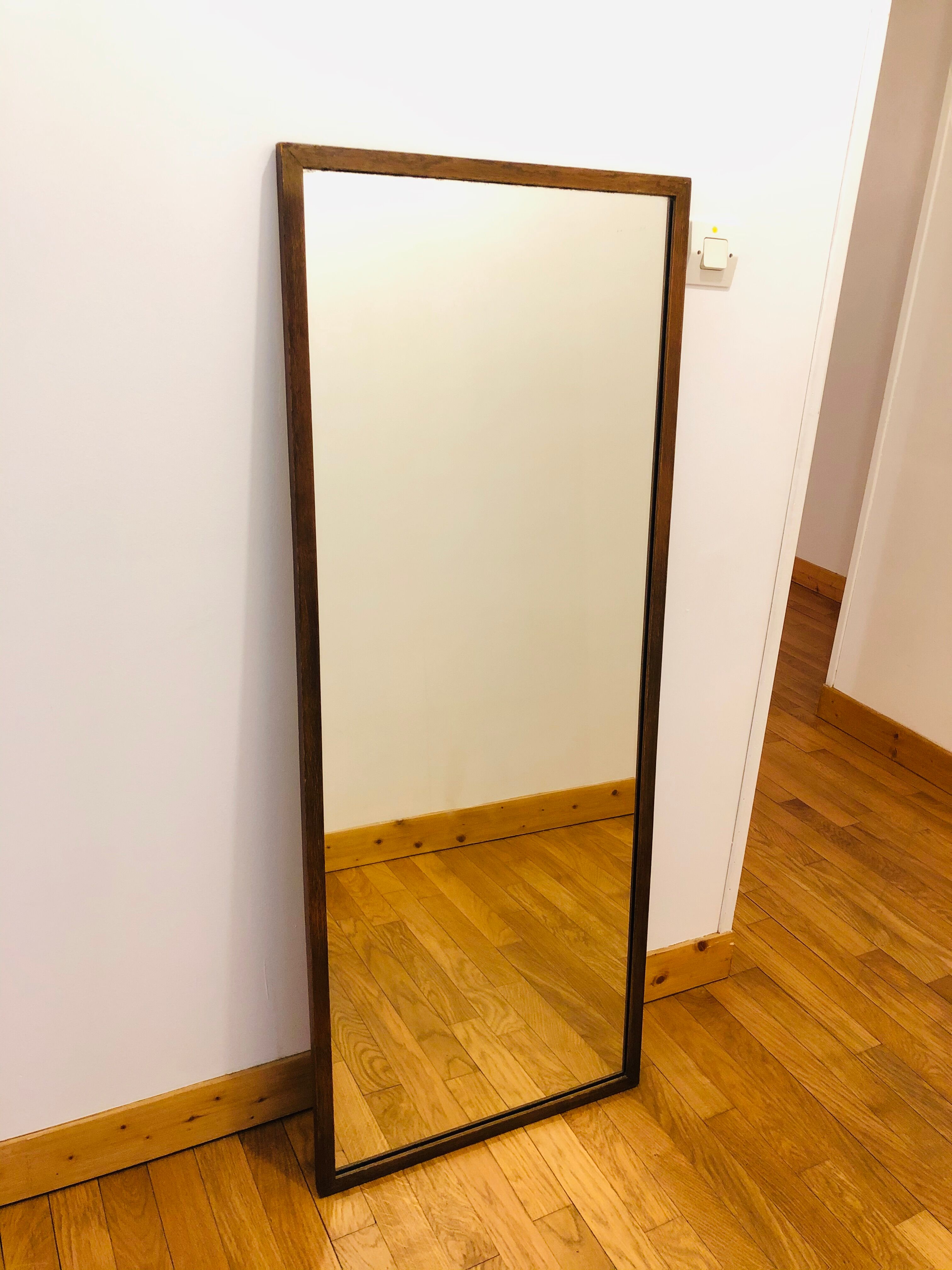 Rectangular Scandinavian mirror in teak 125 cm x 49 cm