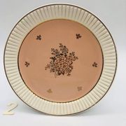 6 Assiettes à dessert et le plat de service, Villeroy & Boch », Météore.