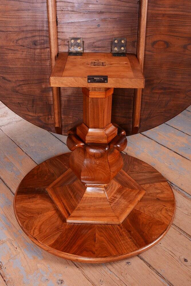 Biedermeier Walnut Dining Table, Austria, 1820s