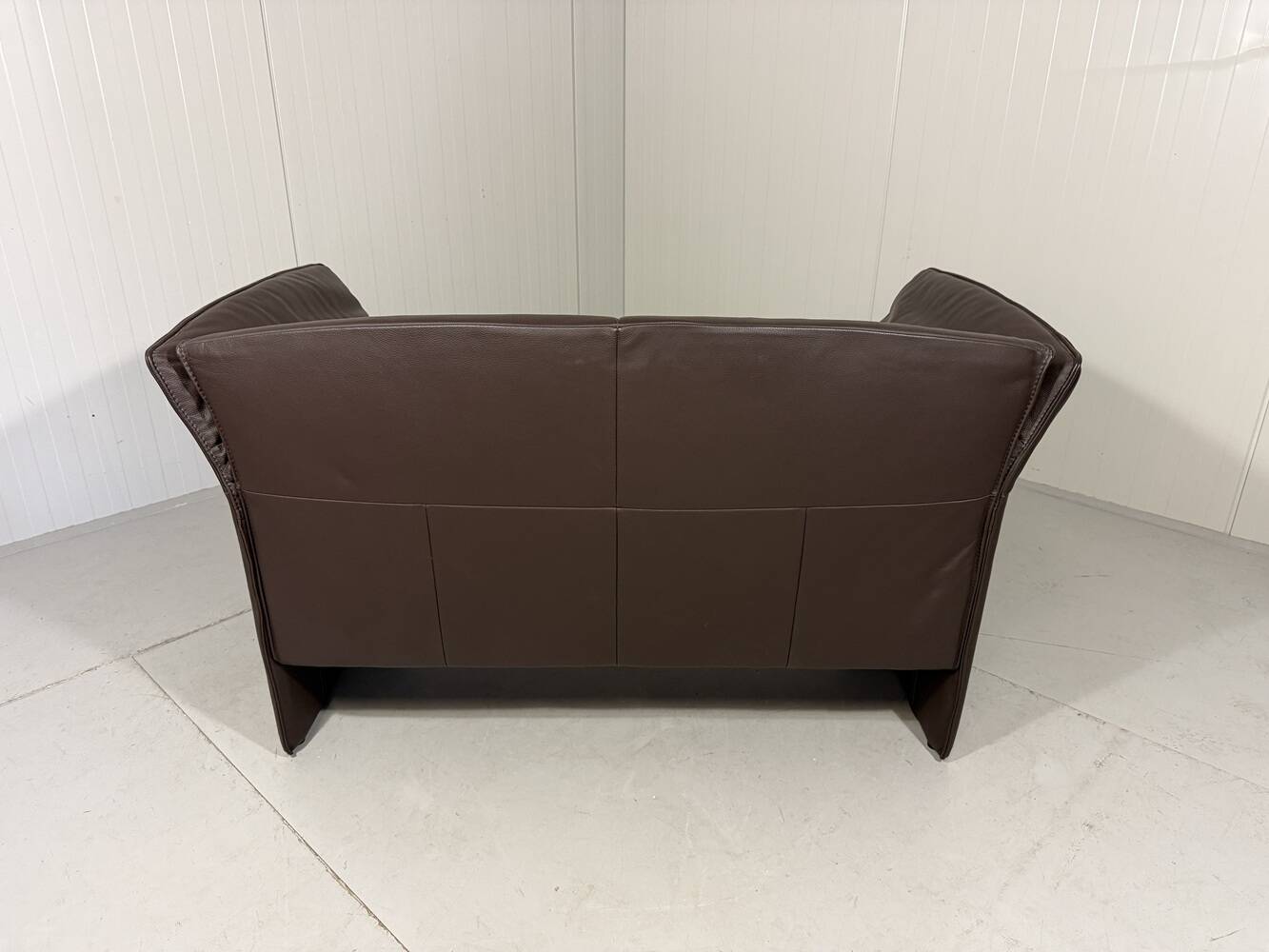 Christophe Giraud brown leather sofa Indy, Jori Belgium 1990’s