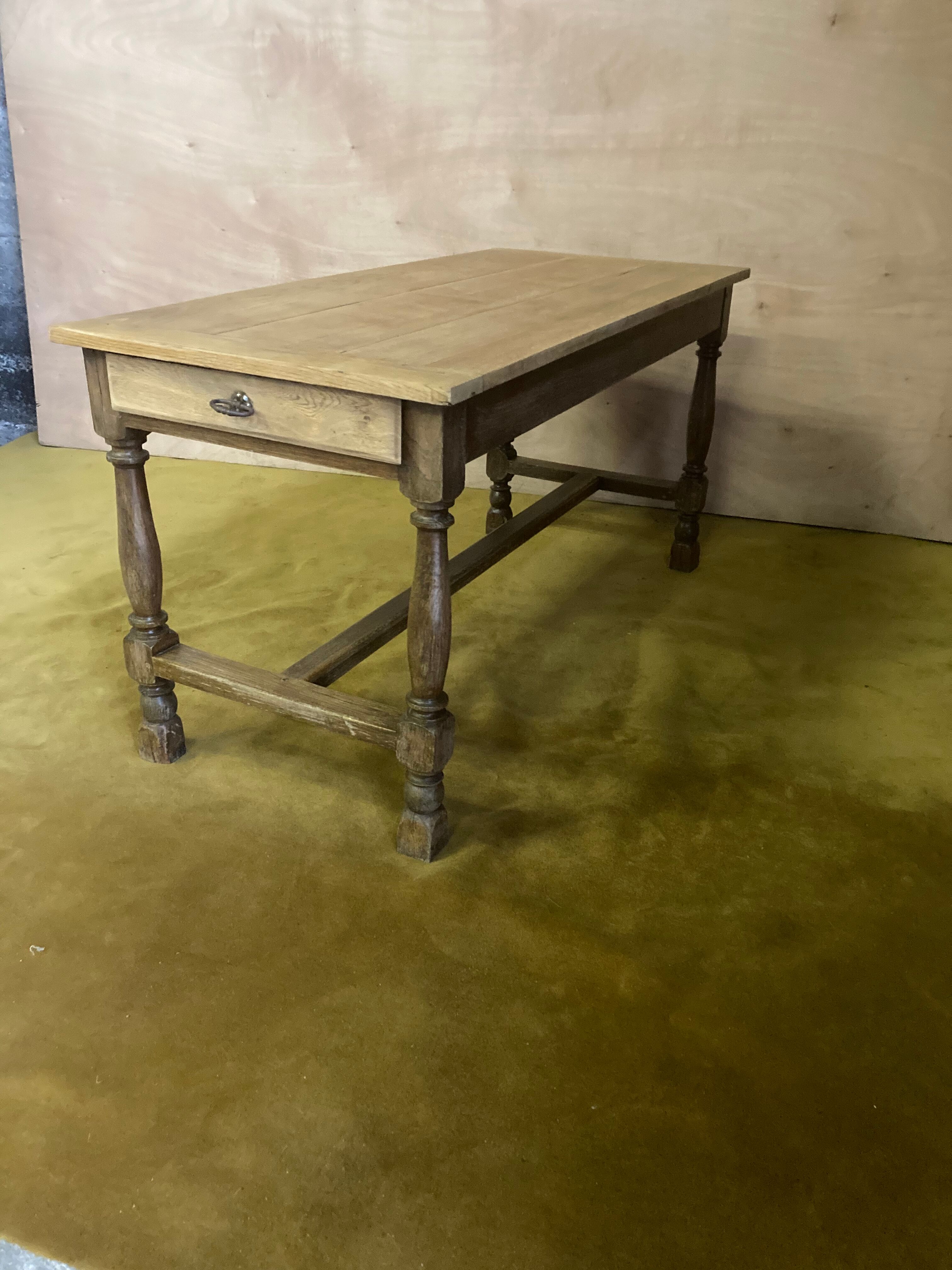 Farm table top brut