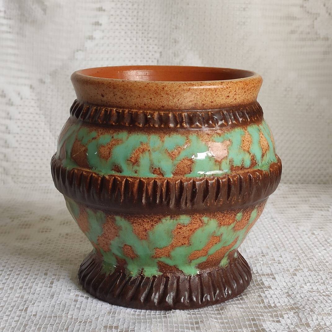 Mint green enamel pot/vase