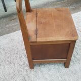 Child's downbating trunk chair