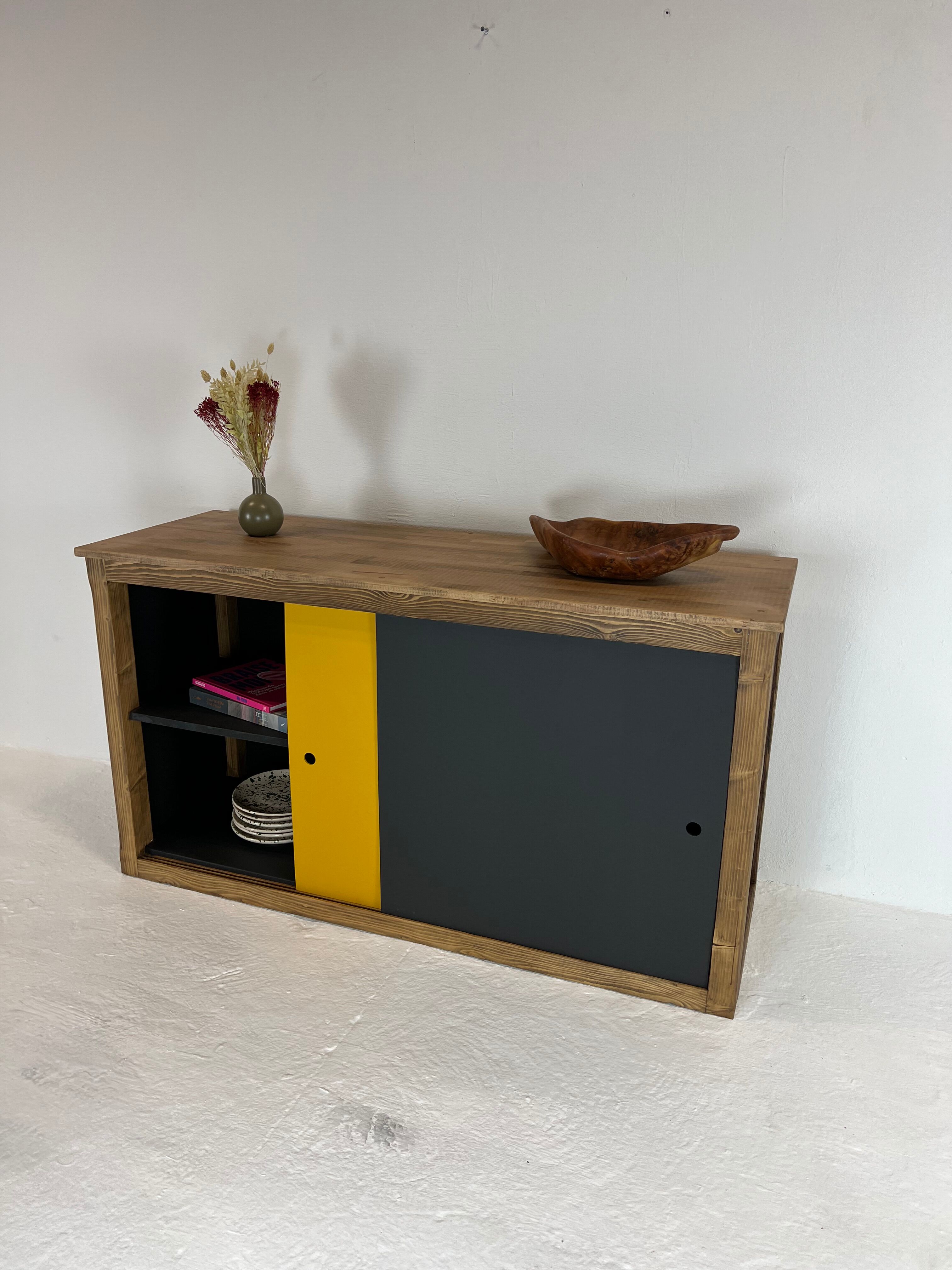 Yellow and black row with 2 sliding doors