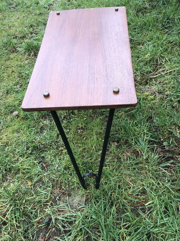Table basse teck avec porte revue années 60