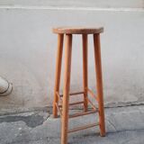 Bar stool